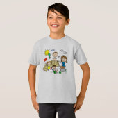 T-shirt Le bâton figure l'amusement de plage de famille (Devant entier)