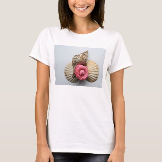 T-shirt Le camélia et les coquilles (Devant)