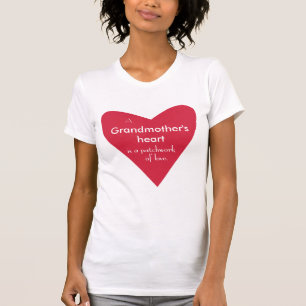 T-shirt Le coeur d'une grand-mère