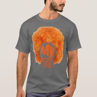 T-shirt Le coiffeur transforme les cheveux en coiffure