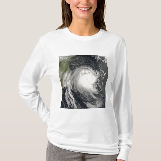 T-shirt Le cyclone tropical Favio s'approche du Mozambique (Devant)