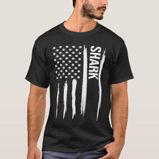 T-shirt Le drapeau américain du requin requin (Devant)