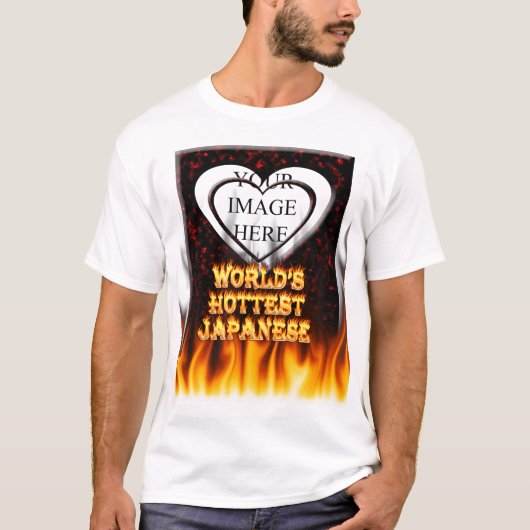 T-shirt Le feu du monde et le marbl de rouge de flammes (Devant)