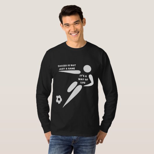 T-shirt Le football n'est pas seulement un jeu, c'est un m (Devant entier)