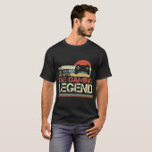T-shirt Le garçon de jeu (Devant entier)