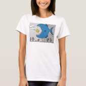 T-shirt Le gros poisson sur le point de manger un poisson  (Devant)