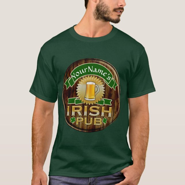 T-shirt Le jour de Pub de St Patrick irlandais nommé (Devant)