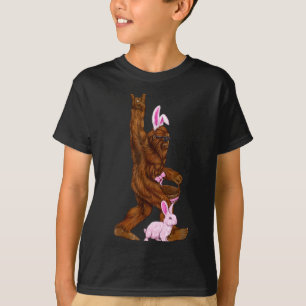 T-shirt Le lapin Easter bigfoot dans un panier est drôle p