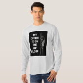 T-shirt Le ` mon bureau est l'arboriste blanc sur dernier (Devant entier)