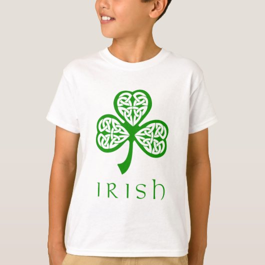 T-shirt Le noeud celte Shamrock sur le texte irlandais (Devant)
