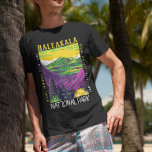 T-shirt Le Parc national de Haleakala Hawaii Vintage<br><div class="desc">Design d'art vectoriel Haleakala. Le parc porte le nom de Haleakalā,  un volcan endormi à l'intérieur de ses limites.</div>