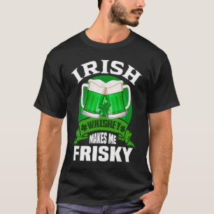 T-shirt Le pyjama vert de la St Patrick's Day fait Whiskey
