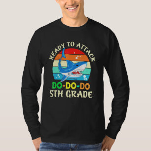 T-shirt Le requin de retour à l'école prêt à attaquer la 5