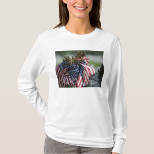 T-shirt Le sac à dos d'un soldat d'armée