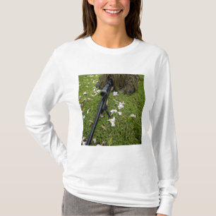 T-shirt Le soldat pratique des tactiques de sniper
