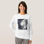 T-shirt Le typhon Vamco dans l'océan Pacifique (Devant entier)