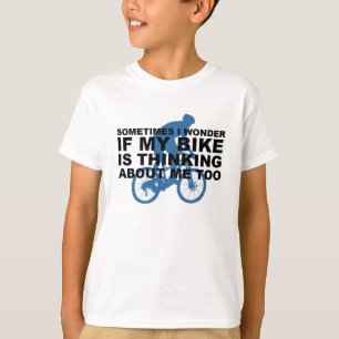 T-shirt Le vélo de recyclage drôle pense au bleu imitati