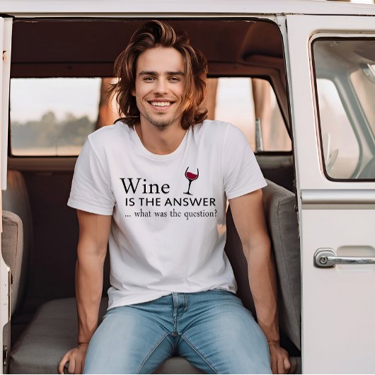 T-shirt Le vin est la réponse drôle citation de vin