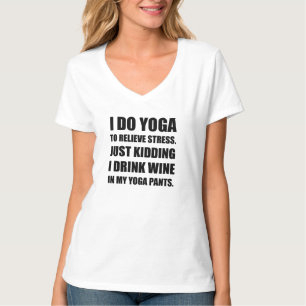 T-shirt Le yoga halète le vin