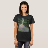 T-shirt L'EAU MENSONNE EN ÉTANG VERT ROSE par Claude Monet (Devant entier)