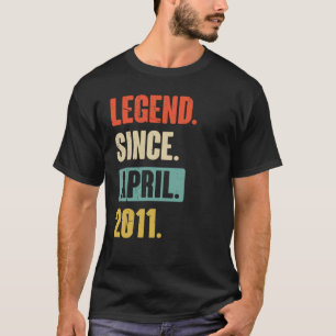 T-shirt Légende depuis avril 2011 Anniversaire 12ème Décor