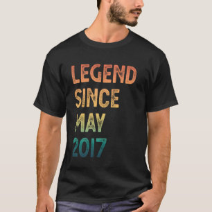 T-shirt Légende depuis mai 2017 8e anniversaire garçons fi