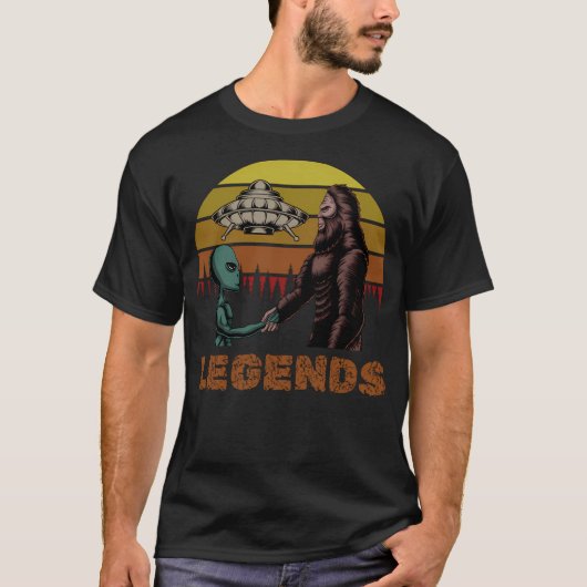 T-shirt Légendes rétro Alien Sasquatch (Devant)