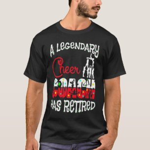 T-shirt L'entraîneur de cheer légendaire a pris sa retrait