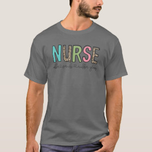T-shirt Léopard Infirmière Coffee Scrubs Gants en caoutcho