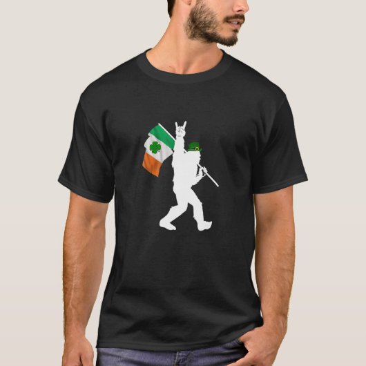 T-shirt Leprechaun Bigfoot Rock sur St Patrick's Day avec  (Devant)