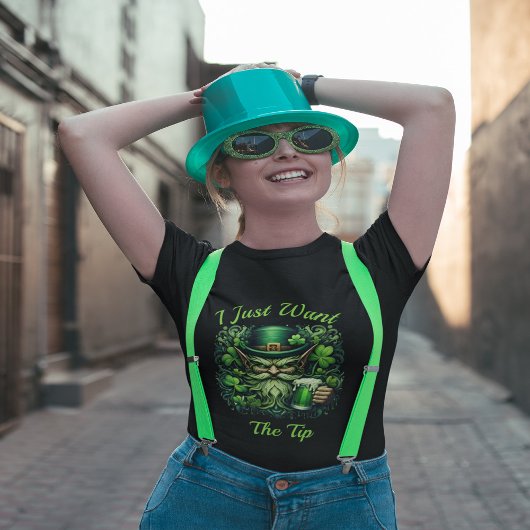 T-shirt Leprechaun Whimsical Boire Une Bière Frothy