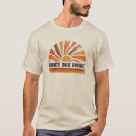 T-shirt les années 70 Inpirée Retro Sunset Summer Sunrise<br><div class="desc">Laissez-vous tenter par les vibes rétro de la les années 70 avec notre t-shirt couché de soleil "Salty But Sweet" d'inspiration vintage. Conçu pour ceux qui ont une attitude décontractée avec un soupçon de douceur, ce tee saisit l'essence de la fraîcheur côtière. Que vous soyez en train de vous promener...</div>