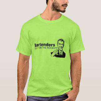 T-shirt Les barmans le font sur les roches