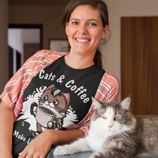 T-shirt Les chats et le café rendent la vie Livable Texte