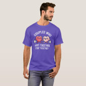 T-shirt Les couples qui pètent ensemble restent ensemble - (Devant entier)
