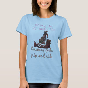 T-shirt Les cow-girls saisissent et montent