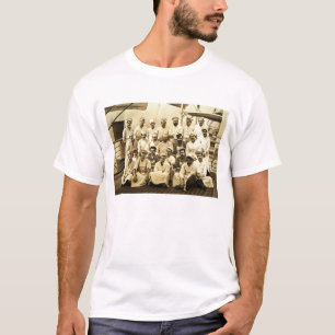 T-shirt Les cuisiniers du bateau à bord de R.M.S. Teutonic