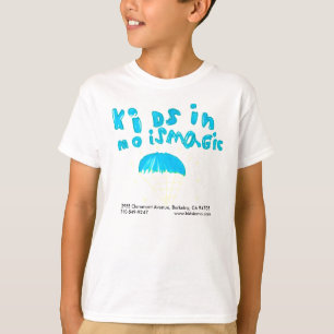 T-shirt Les enfants de Raven dans la chemise de mouvement