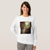 T-shirt Les étoiles nouveau-nées dans la grappe d'arbres d (Devant entier)