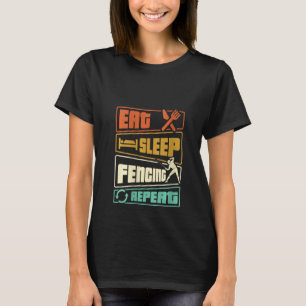 T-shirt Les femmes mangent des clôtures de sommeil Répéter