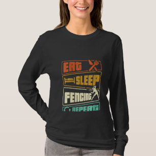 T-shirt Les femmes mangent des clôtures de sommeil Répéter
