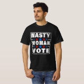 T-shirt les femmes méchantes votent (Devant entier)