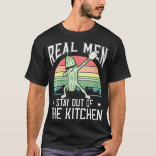 T-shirt Les femmes vrais hommes restent hors de la cuisine