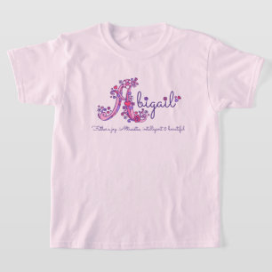 T-shirt Les filles d'Abigaïl marquent avec des lettres la
