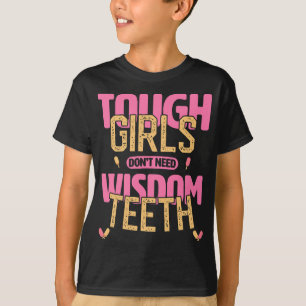 T-shirt Les filles dures n'ont pas besoin de la récupérati