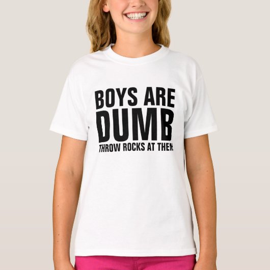 T-SHIRT LES GARÇONS SONT BATTUS, JETTENT DES ROCHES SUR LE (Devant)