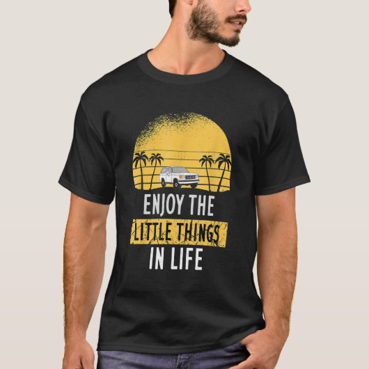 T-shirt Les Hommes Apprécient Les Petites Choses De La Vie (Devant)