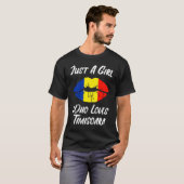 T-shirt Les lèvres et la bouche aiment le drapeau roumain (Devant entier)
