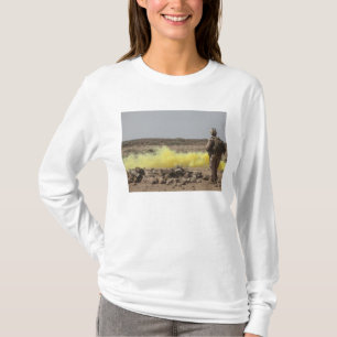 T-shirt Les marines fournissent la sécurité