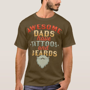 T-shirt Les Pères Awesome Ont Des Tatouages Et Des Oreille